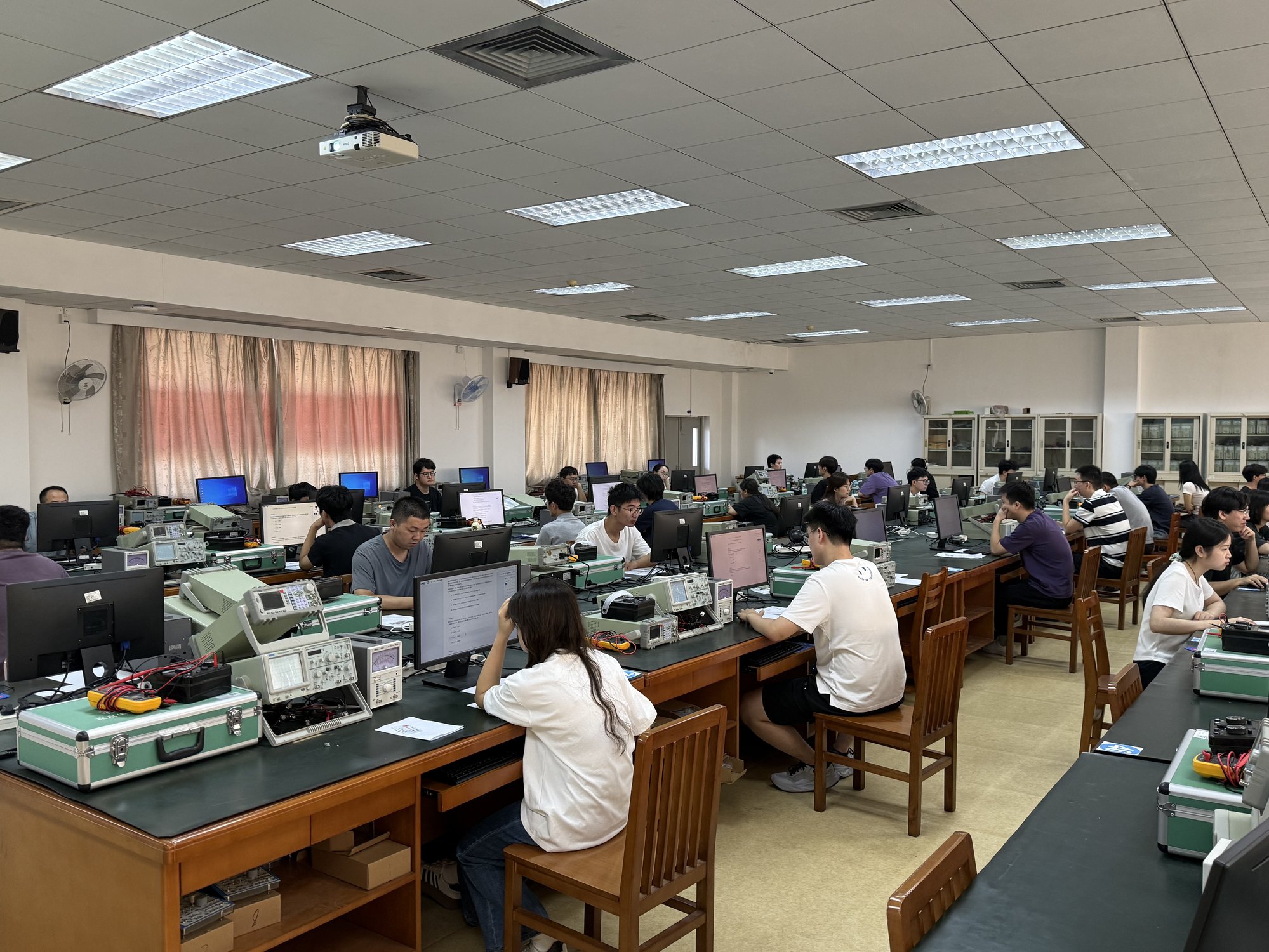 广东外语外贸大学考点